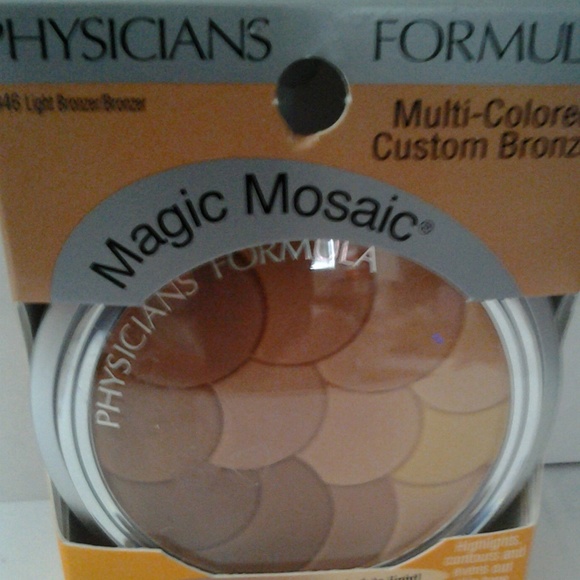 Physicians Formula Magic Mosaic Light Bronzer 384 - Picture 2 of 7